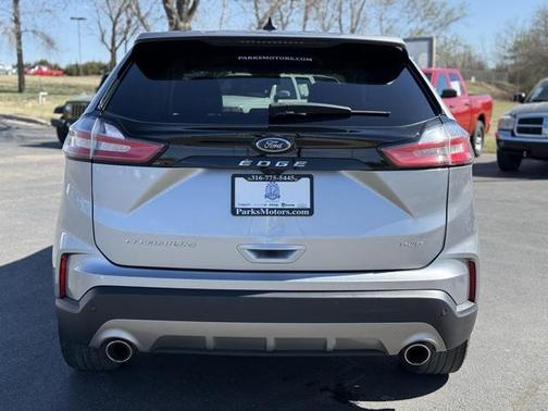2023 Ford Edge Titanium