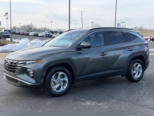 2023 Hyundai TUCSON SEL