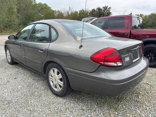 2005 Ford Taurus SEL