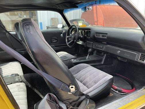 1976 Chevrolet Camaro Base