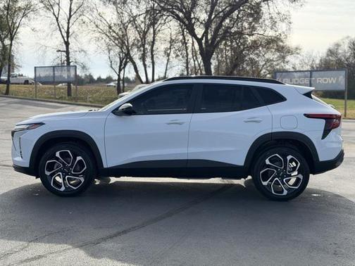 2026 Chevrolet Trax FWD 2RS