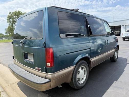 1998 GMC Safari Base