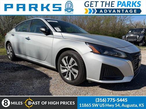 Brilliant Silver Metallic 2024 Nissan Altima S FWD