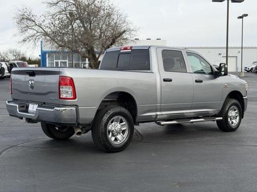 2023 RAM 2500 Tradesman Crew Cab 4x4 6'4' Box