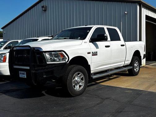 Bright White Clearcoat 2018 RAM 2500 Tradesman Crew Cab 4x4 6'4' Box