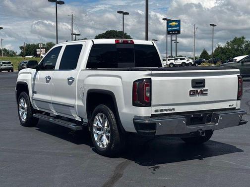 White Frost Tricoat 2018 GMC Sierra 1500 SLT