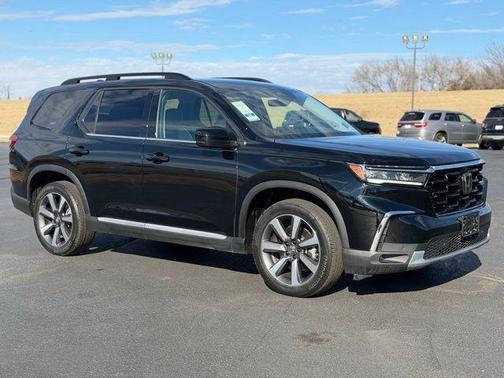 2023 Honda Pilot AWD Elite