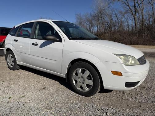 2005 Ford Focus ZX5