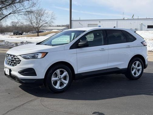 2020 Ford Edge SE