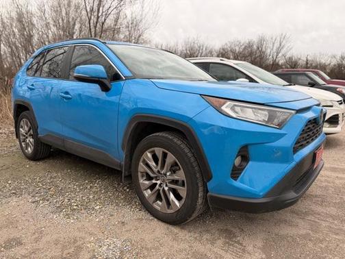2019 Toyota RAV4 XLE Premium