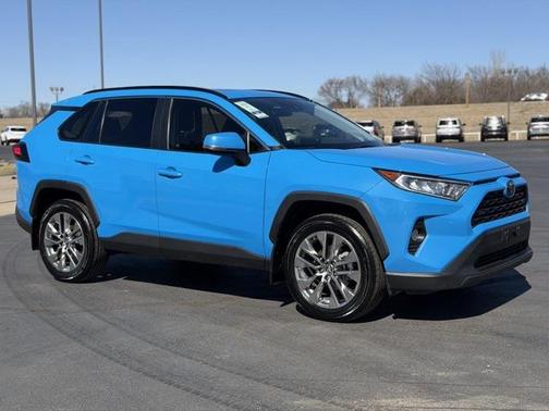 2019 Toyota RAV4 XLE Premium