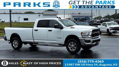 Bright White Clearcoat 2024 RAM 2500 Big Horn Crew Cab 4x4 8' Box