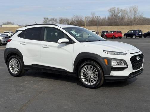 2021 Hyundai KONA SEL