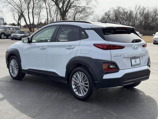 2021 Hyundai KONA SEL