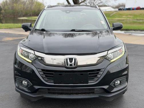 Crystal Black Pearl 2021 Honda HR-V EX