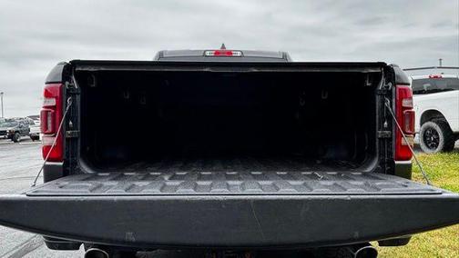 Granite Crystal Metallic Clearcoat 2020 RAM 1500 Laramie