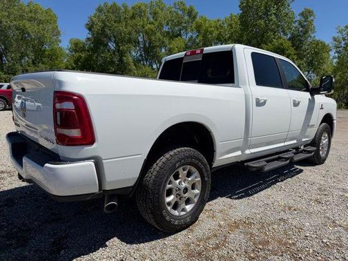 Bright White Clearcoat 2024 RAM 2500 Laramie Crew Cab 4x4 6'4' Box