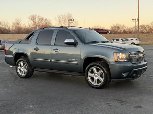 2011 Chevrolet Avalanche 1500 LT