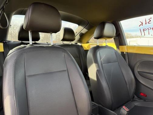 2012 Volkswagen Beetle 2.5L