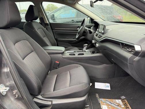 Gun Metallic 2022 Nissan Altima S FWD