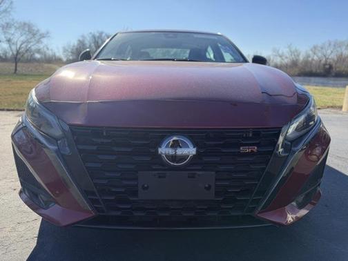 2023 Nissan Altima SR FWD