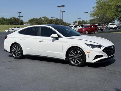 2023 Hyundai SONATA Limited
