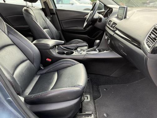 2016 Mazda Mazda3 s Grand Touring