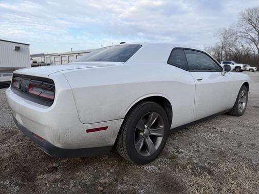 2015 Dodge Challenger SXT