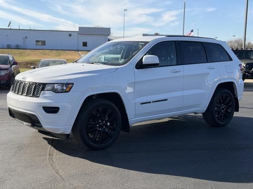 2020 Jeep Grand Cherokee Altitude