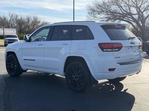 2020 Jeep Grand Cherokee Altitude