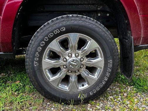Delmonico Red Pearlcoat 2023 RAM 2500 Limited Crew Cab 4x4 6'4' Box
