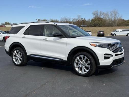 2023 Ford Explorer Platinum