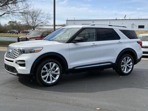 2023 Ford Explorer Platinum