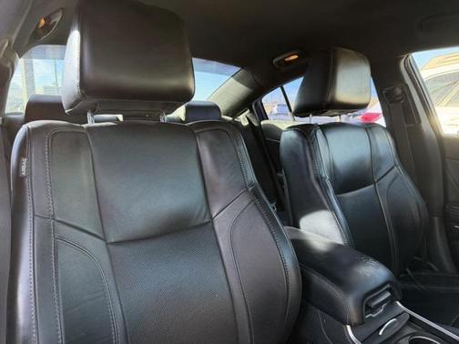 2015 Dodge Charger SXT