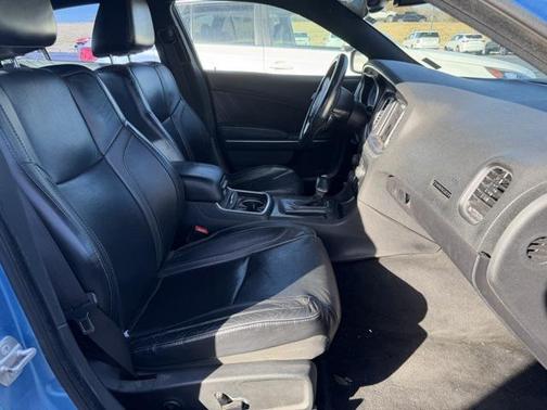 2015 Dodge Charger SXT