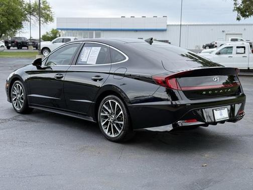 2020 Hyundai SONATA Limited