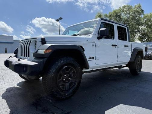 2021 Jeep Gladiator Sport