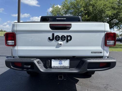 2021 Jeep Gladiator Sport