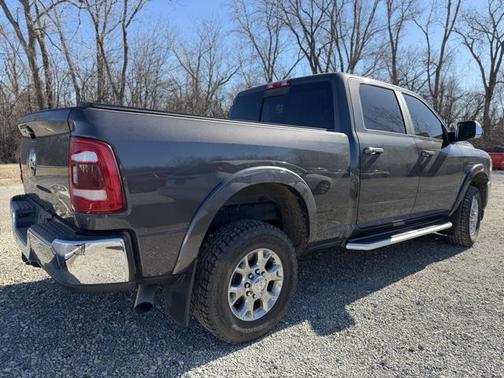 2022 RAM 2500 Laramie Crew Cab 4x4 6'4' Box