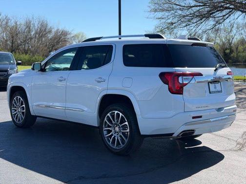 White Frost Tricoat 2023 GMC Acadia Denali