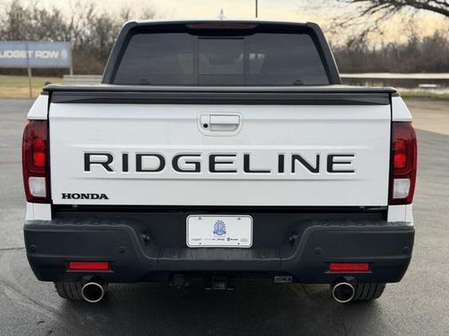 2024 Honda Ridgeline Black