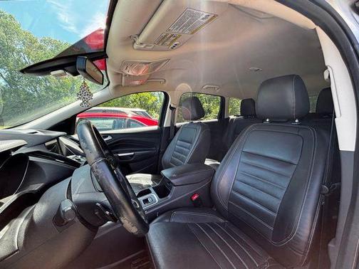 INGOT SILVER METALLIC 2017 Ford Escape Titanium