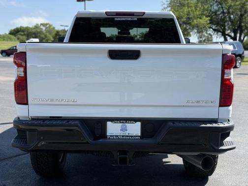 2025 Chevrolet Silverado 2500 Custom