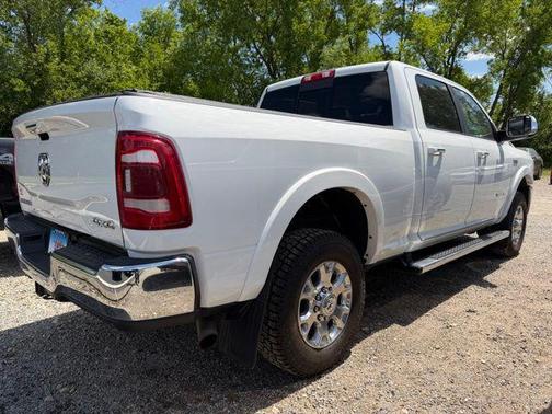 Bright White Clearcoat 2020 RAM 2500 Laramie Crew Cab 4x4 6'4' Box