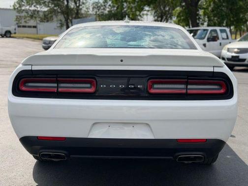 White Knuckle Clearcoat 2017 Dodge Challenger GT