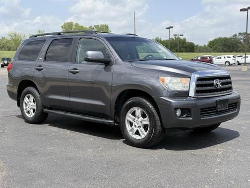 2014 Toyota Sequoia SR5