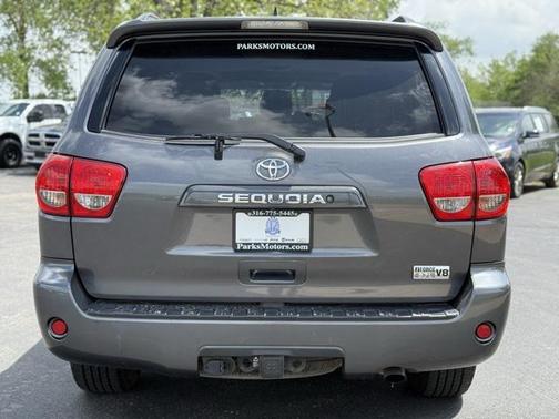 2014 Toyota Sequoia SR5
