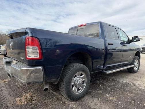 2021 RAM 2500 Tradesman Crew Cab 4x4 6'4' Box