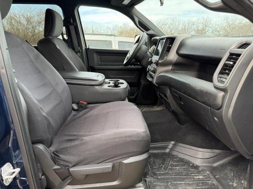 2021 RAM 2500 Tradesman Crew Cab 4x4 6'4' Box