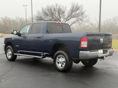 2021 RAM 2500 Tradesman Crew Cab 4x4 6'4' Box